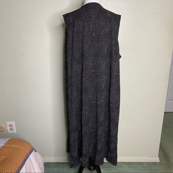 Lularoe Black and White Polkadot Joy Duster Vest - Picture 3 of 8